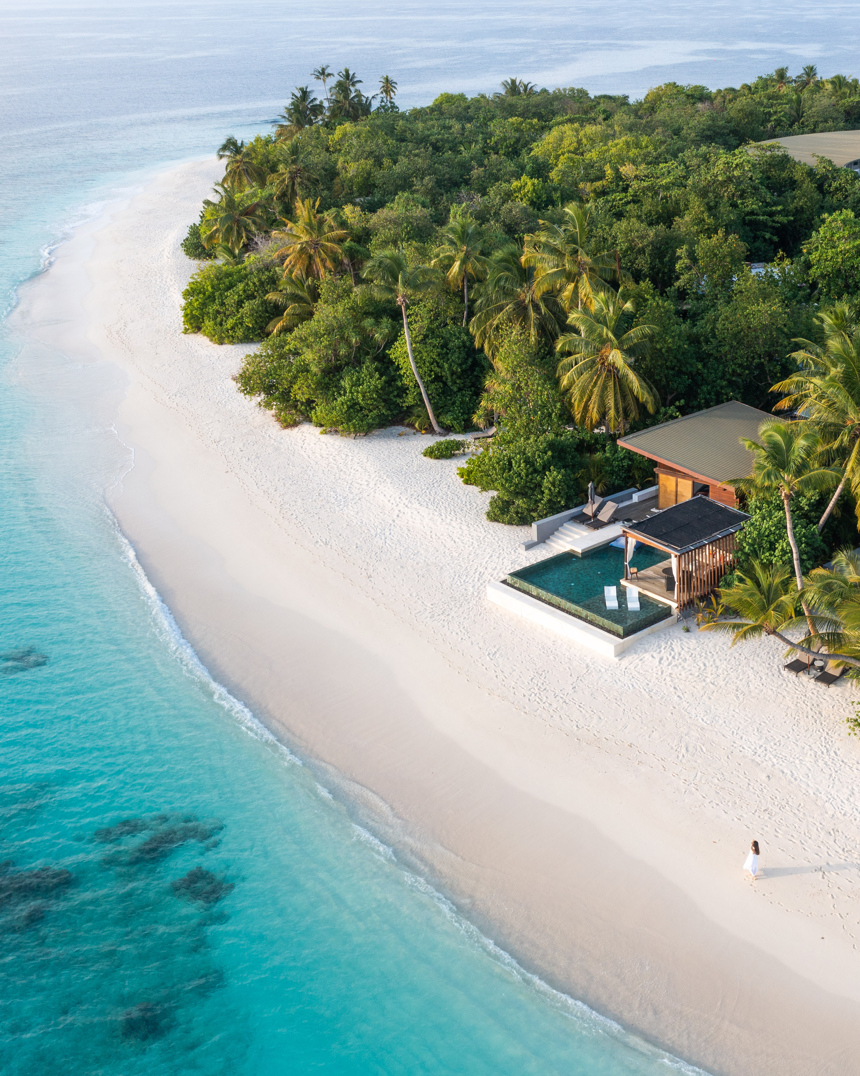 Aerial-View-Park Hyatt Maldives-Beach Villas