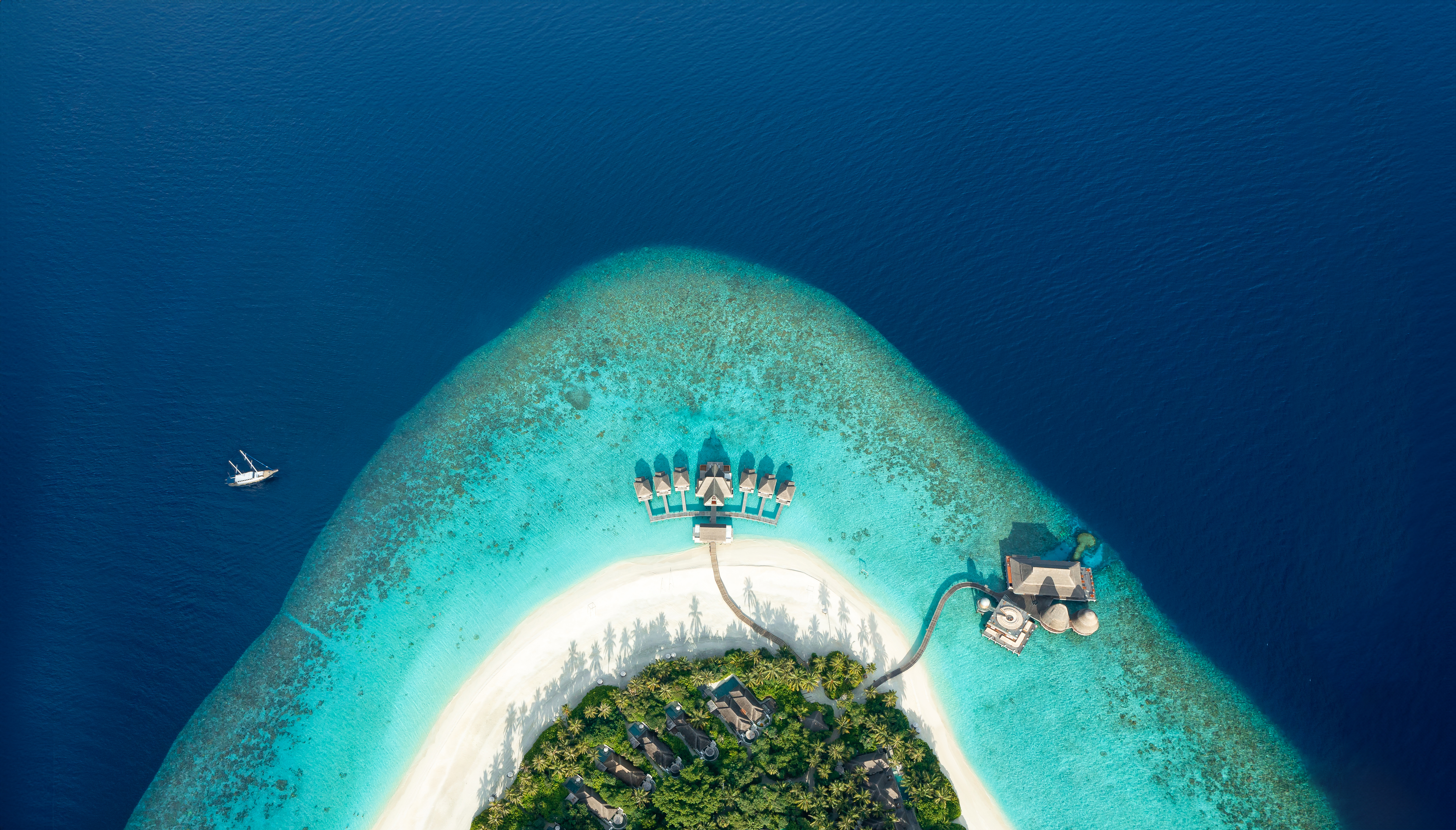 Anantara Kihavah - Aerial Hero Shot 2024