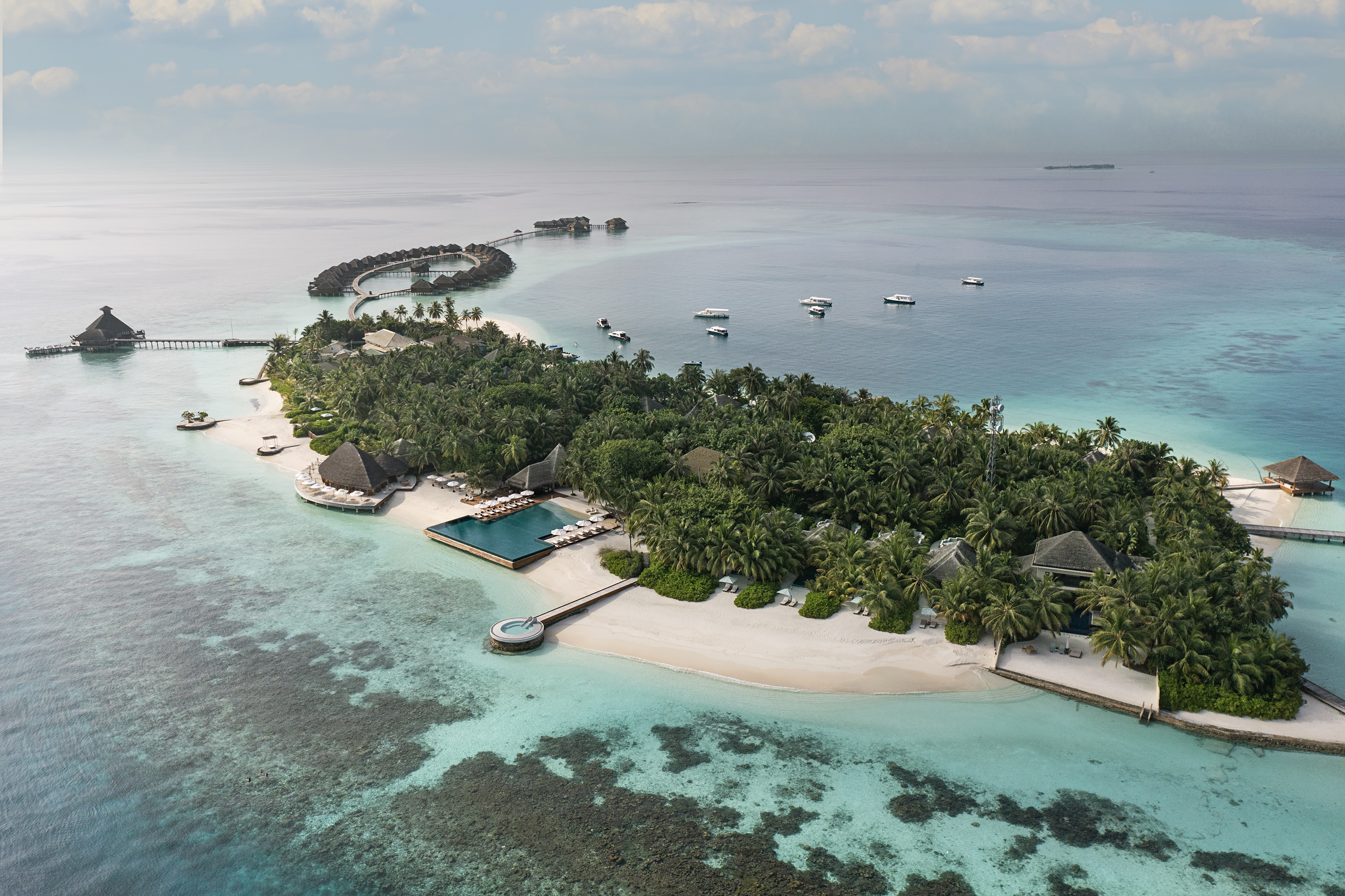 Huvafen Fushi Drone Pool Snorkle
