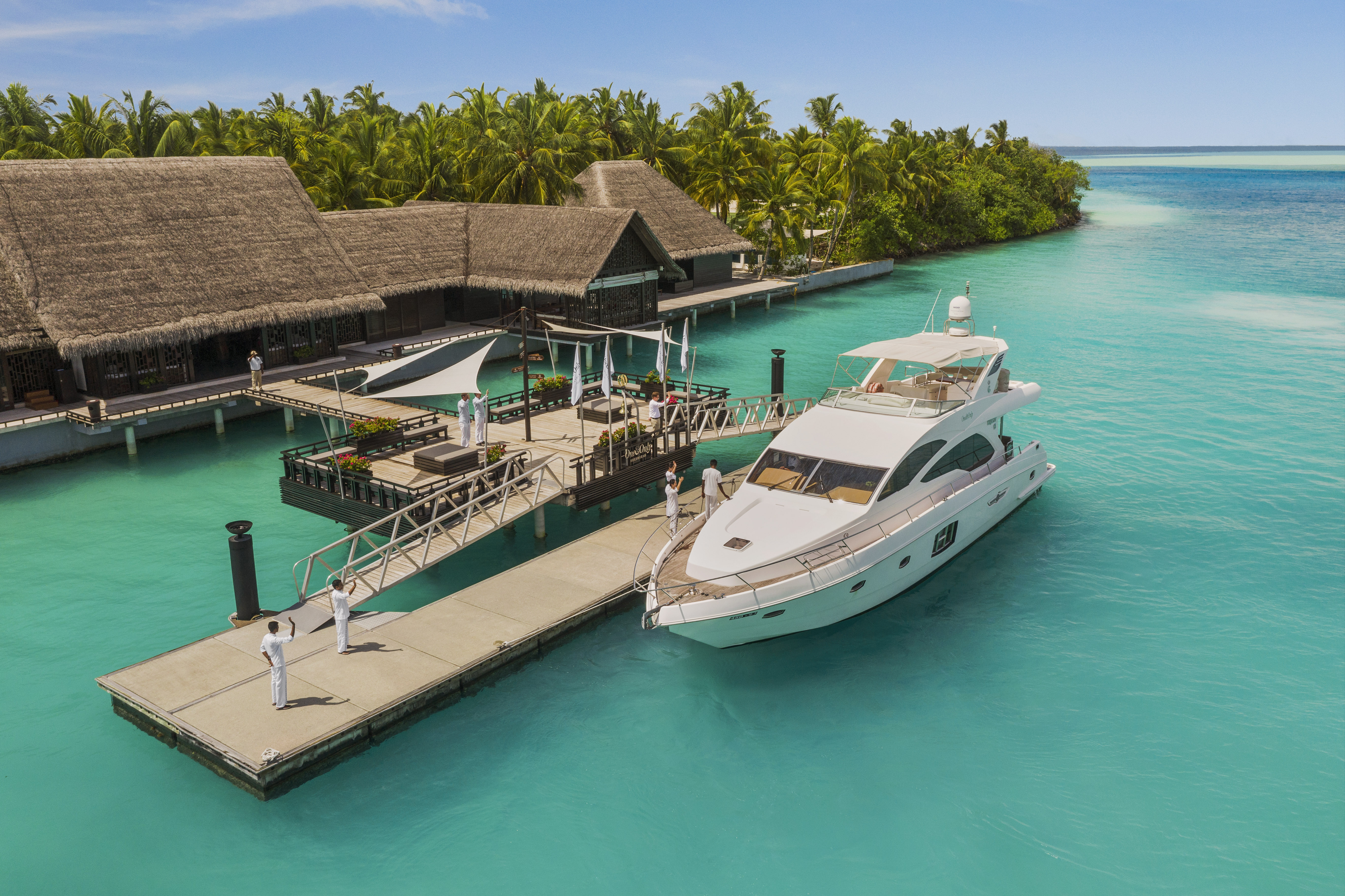 One&Only_Reethi Rah_Resort_ArrivalYacht_Drone