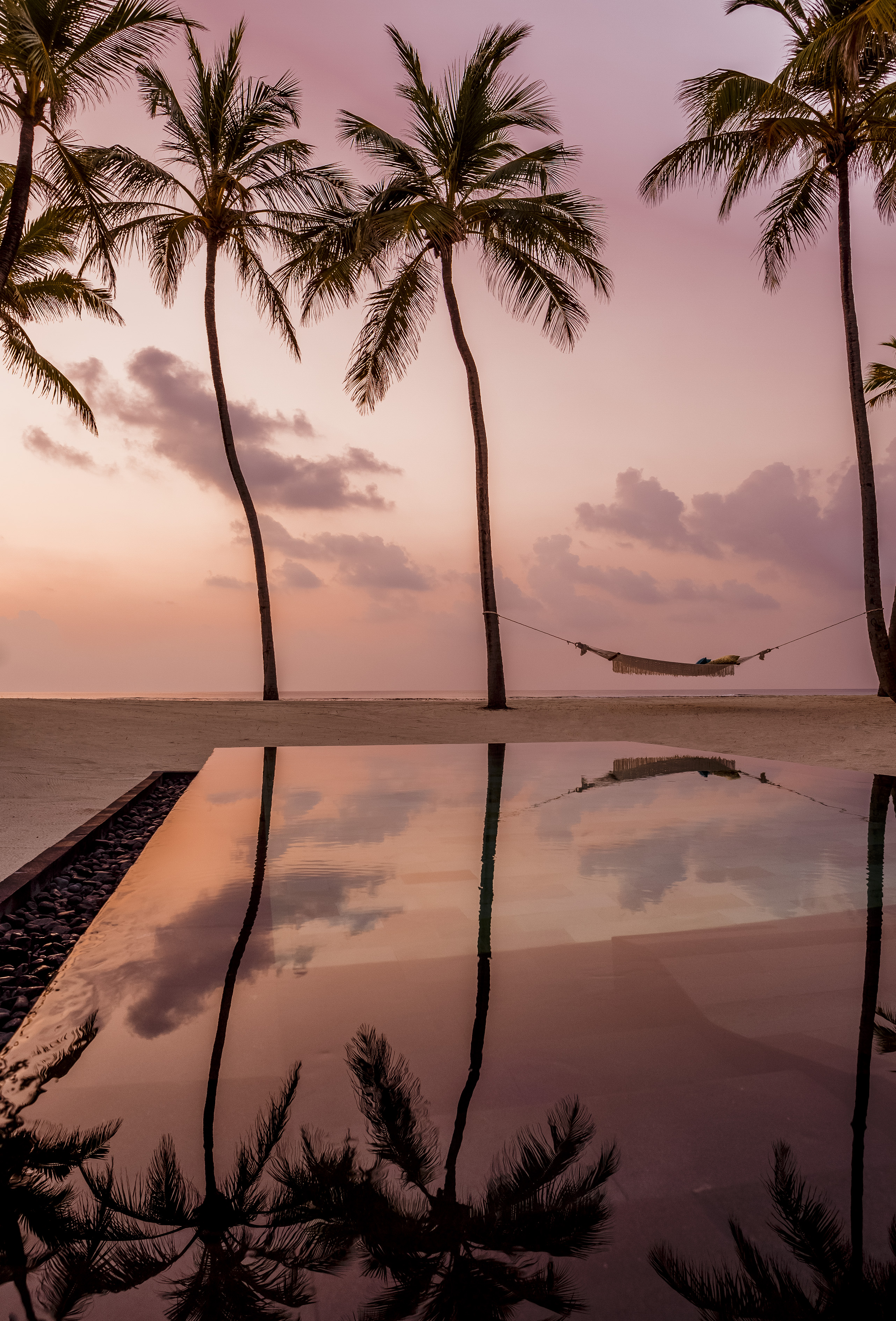 One&Only_ReethiRah_Accommodation_BeachVillaWithPool_PrivatePool-Sunset